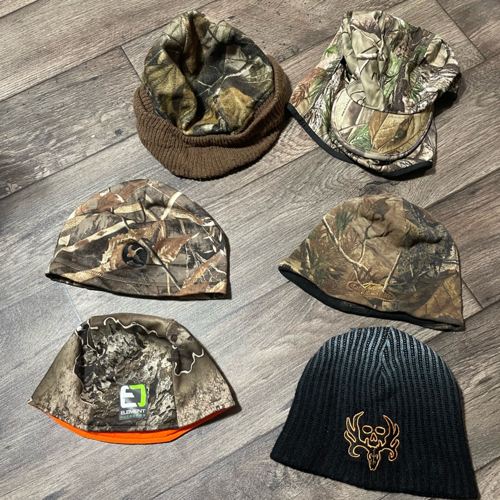 Camo and Black Beanie Set